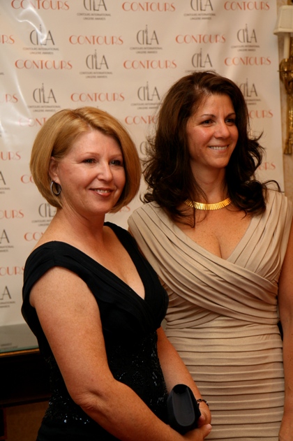 CILA Gala Red Carpet - Sharon Guthier and Karen Thompson - Lace Silhouettes