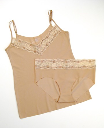 Commando Soft Lace Cami and Girl Short